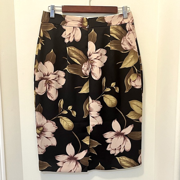 By Malene Birger Floral Pencil Skirt - Picture 2 of 6